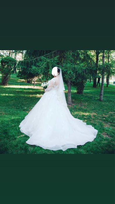 Свадебное платье