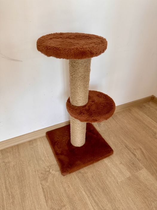 Котешка катерушка на три етажа