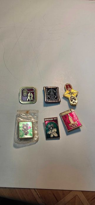 Продавам лот значки от бившия СССР