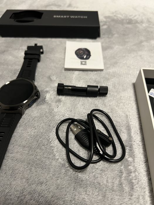 Smart watch с два броя каишки