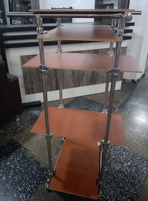 Вешалка напольная.