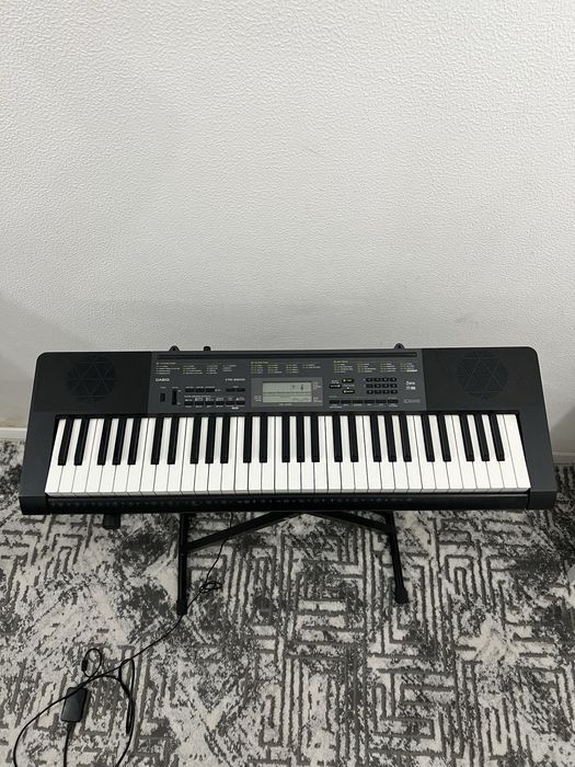 Синтезатор Casio CTK 2200 в хорошем состоянии