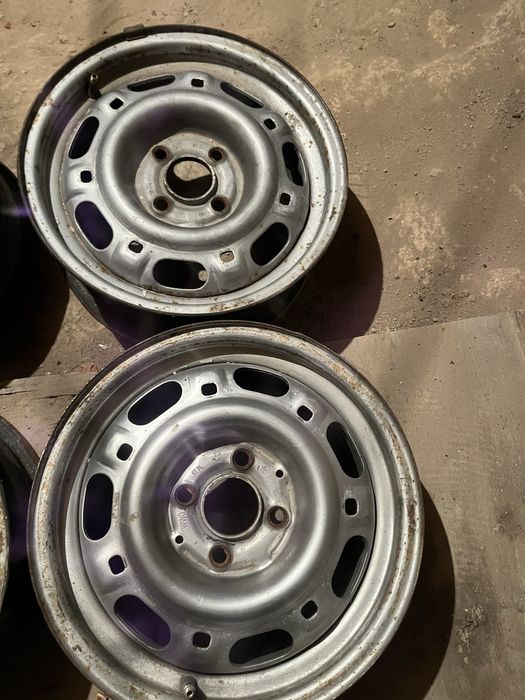 Диск R 14 гольф пассат