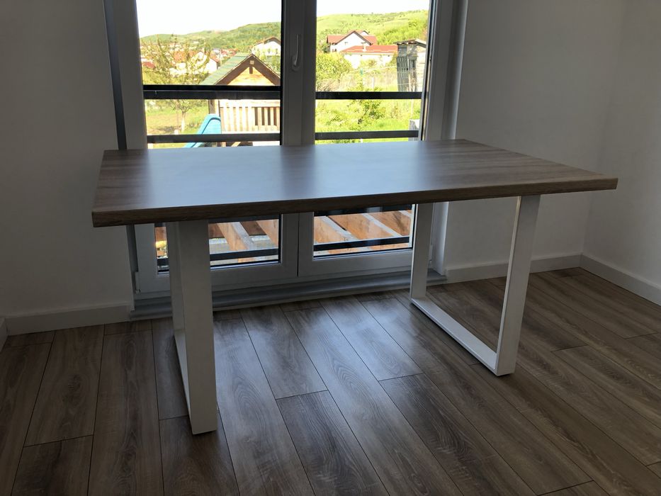Birou 90x160 - picioare metalice