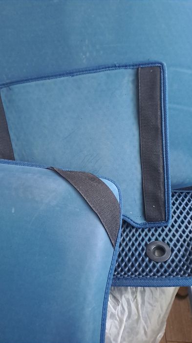 Коврики на РАВ 4