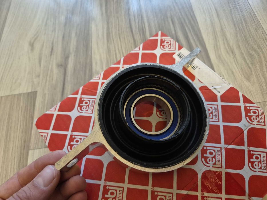 Висящ лагер карданен вал за BMW F34 (БМВ Ф34)