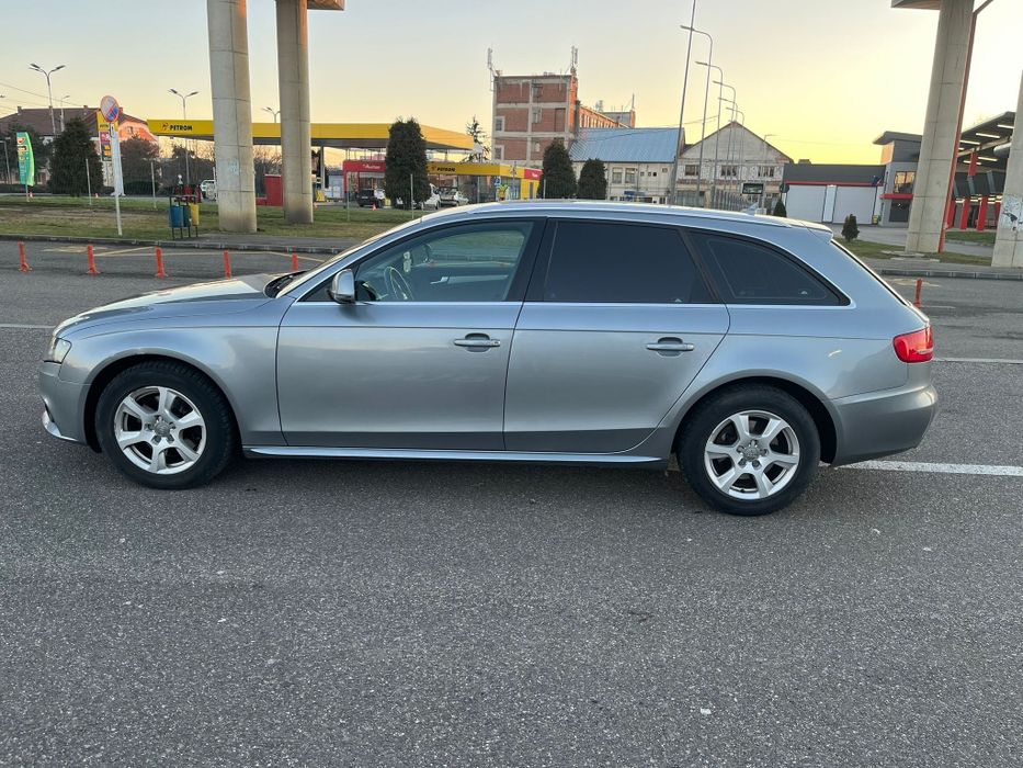 Se vinde Audi A4B8.înmatriculat