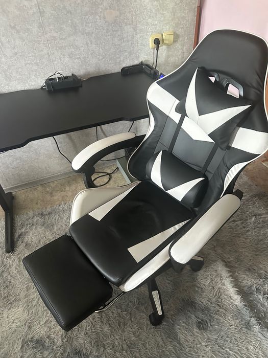 Стол с подсветкой игровой