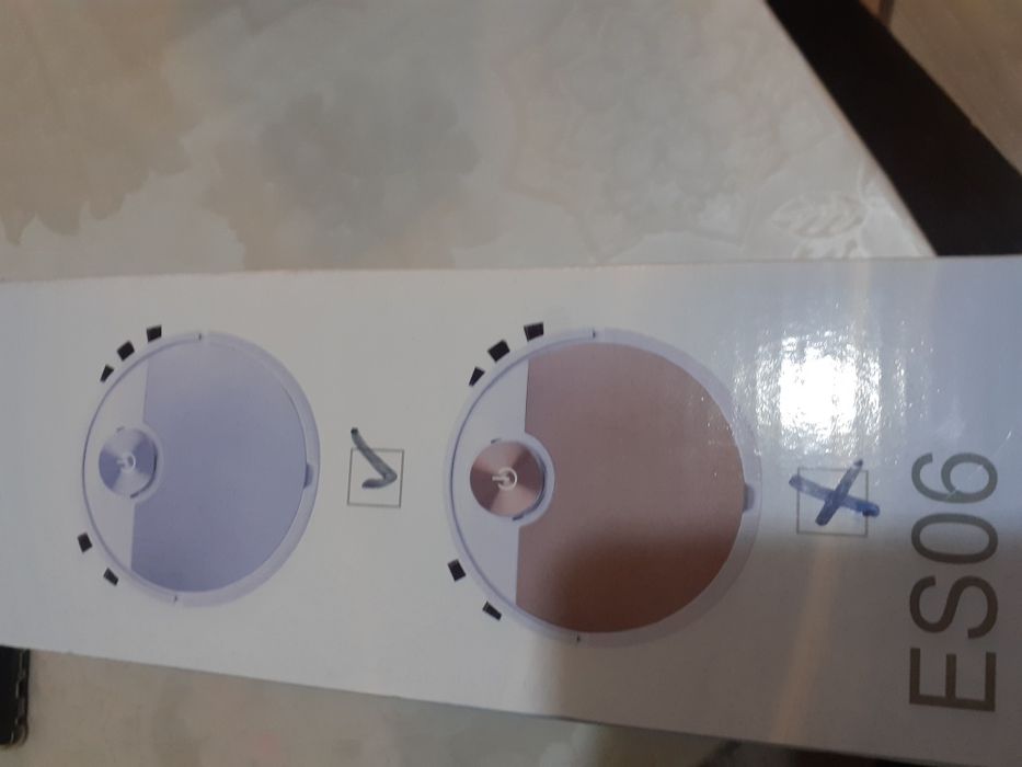 Продам робот пылесос