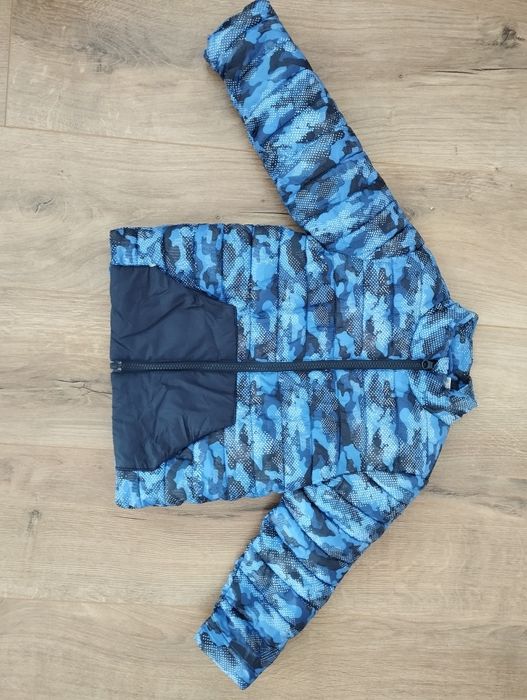 Детско яке размер 2-3 год.