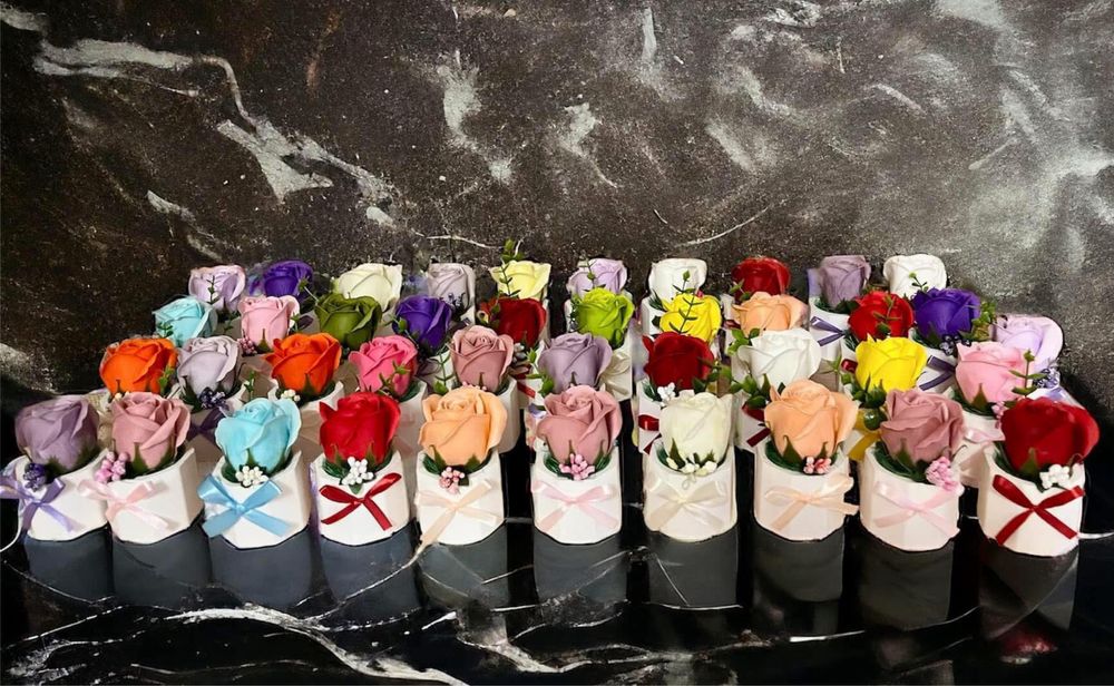 Мини кашпа с роза