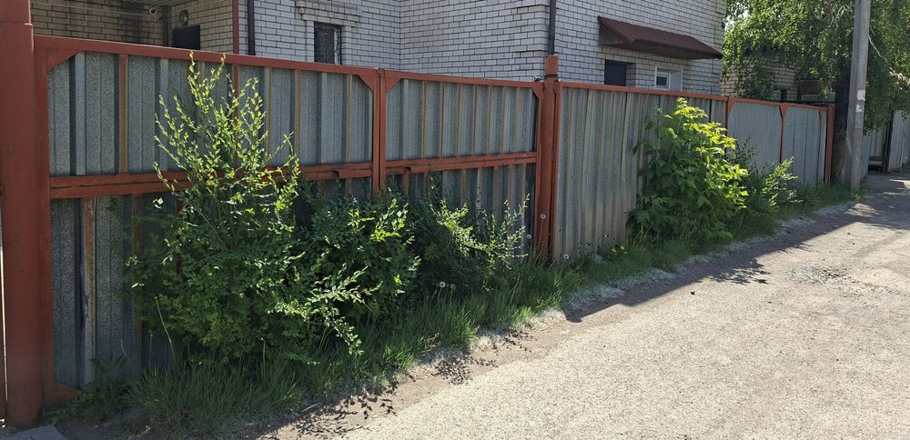 Продам ворота и заборы из профлиста