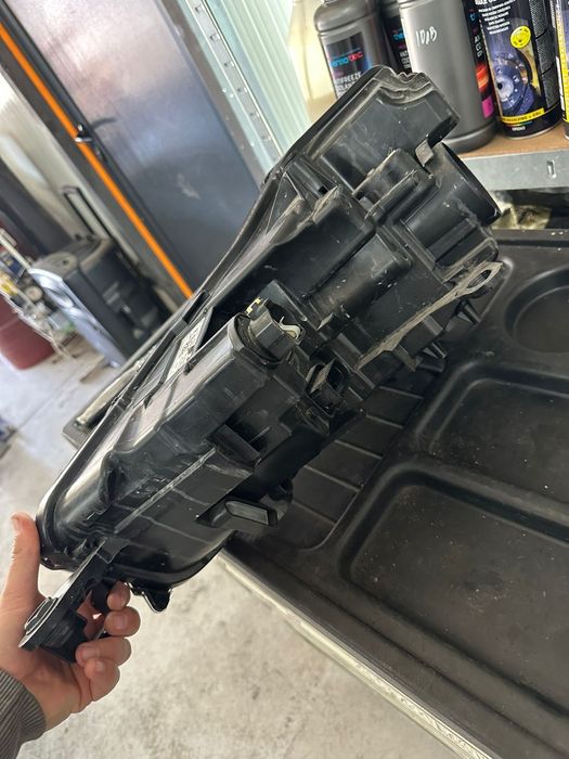 Десен фар за Шкода скала