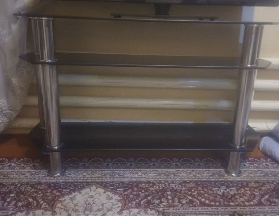 Televizor podstavka sotiladi