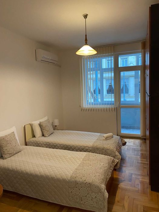 Продава се Многостаен апартамент в Пловдив, Каменица 1 - 89 кв.м за 3427 €/кв.м - Снимка #2