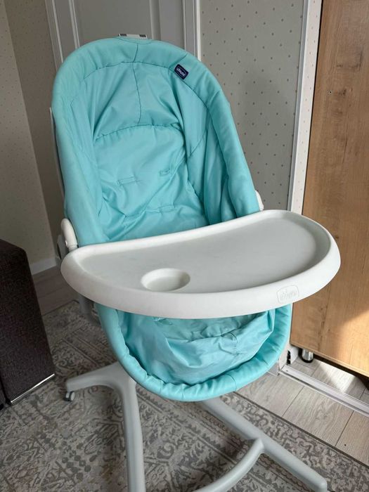 продам кроватку, стульчик 3 в 1