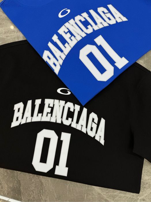 Tricou Balenciaga , calitate premium , pe comanda , nou , XL