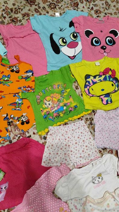 Пакет одежды на маленькую девочку