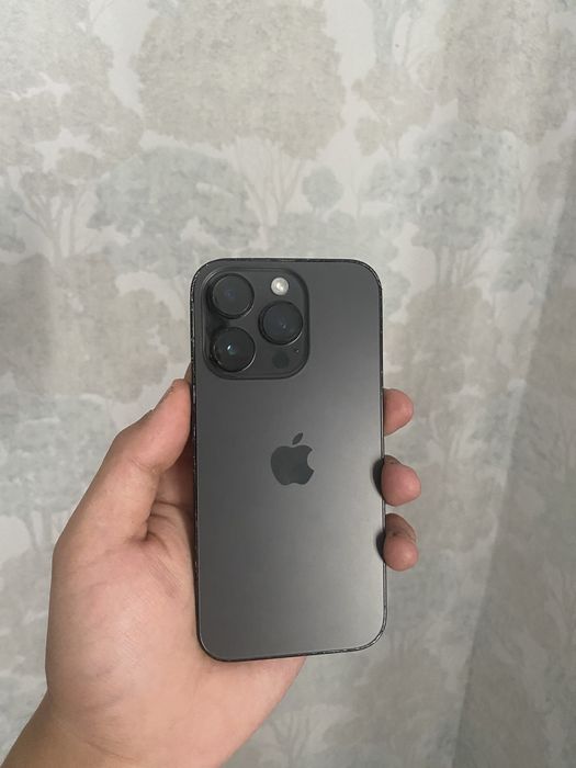Iphone 14 pro , в белом