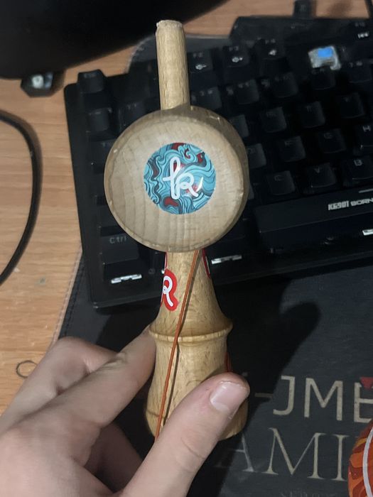 schimb kendama europa record plus wildfire cu ceva antiskid bun