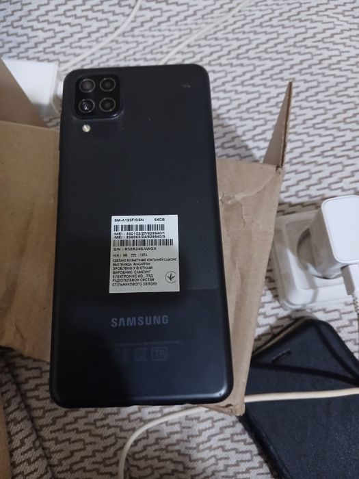 Самсунг А12 64 GB