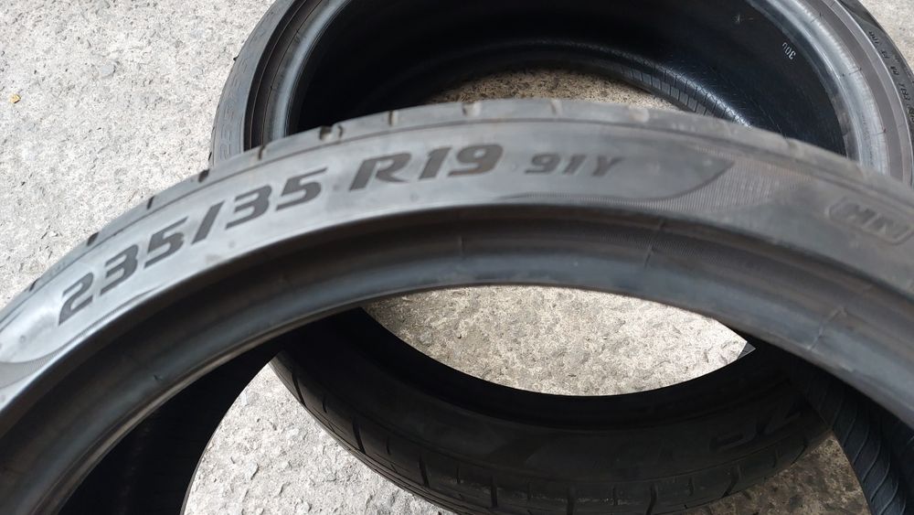 Летни гуми 235/35/19 Pirelli P Zero PZ4 2 броя
