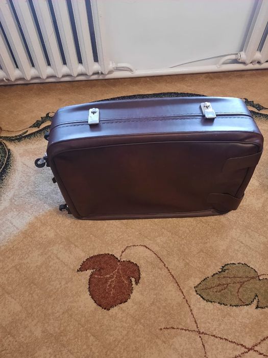 Продам чемодан производство ГДР