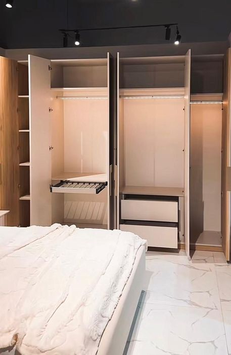 Спальный гарнитур в отличном состоянии