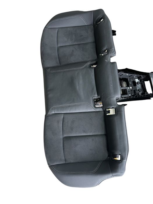 Audi A6 C8 S-line Кожен Салон