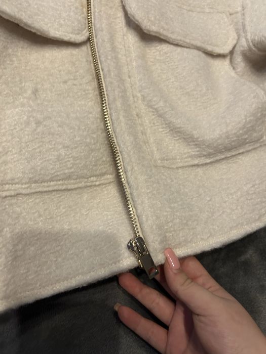 Бежово зимно яке ZARA