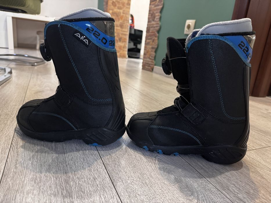 Сноуборд детски обувки Atomic с боа закопчаване, 22 см , 34 номер