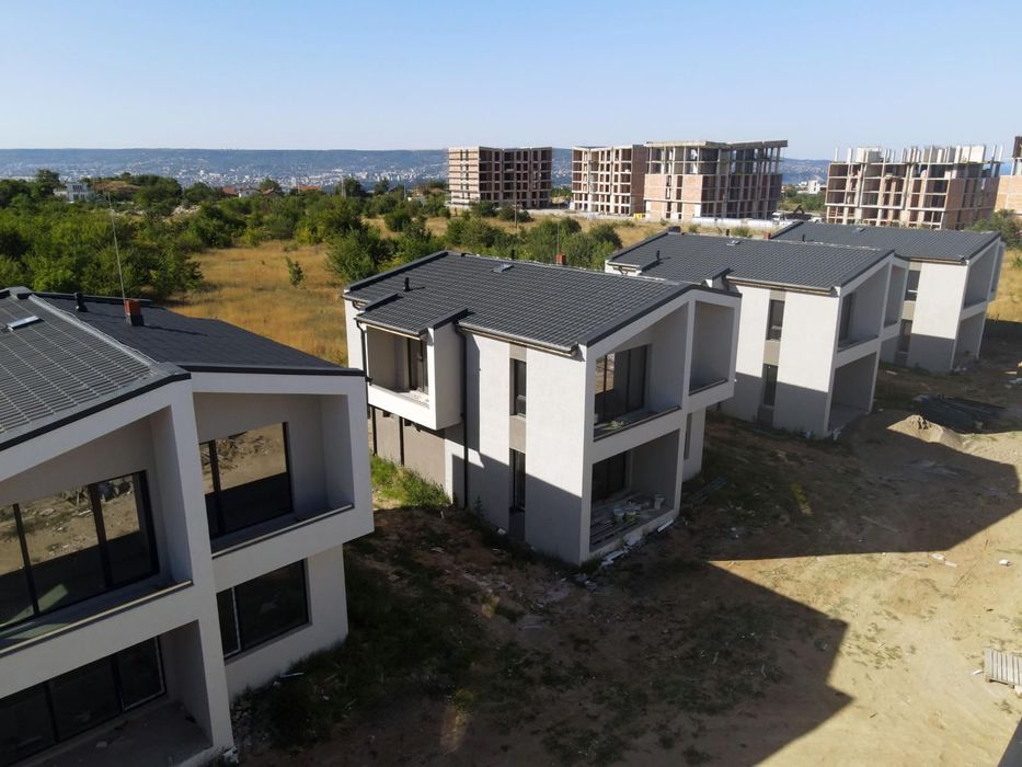 Продава се Къща в Варна, Аспарухово - 197 кв.м за 1320 €/кв.м - Снимка #1