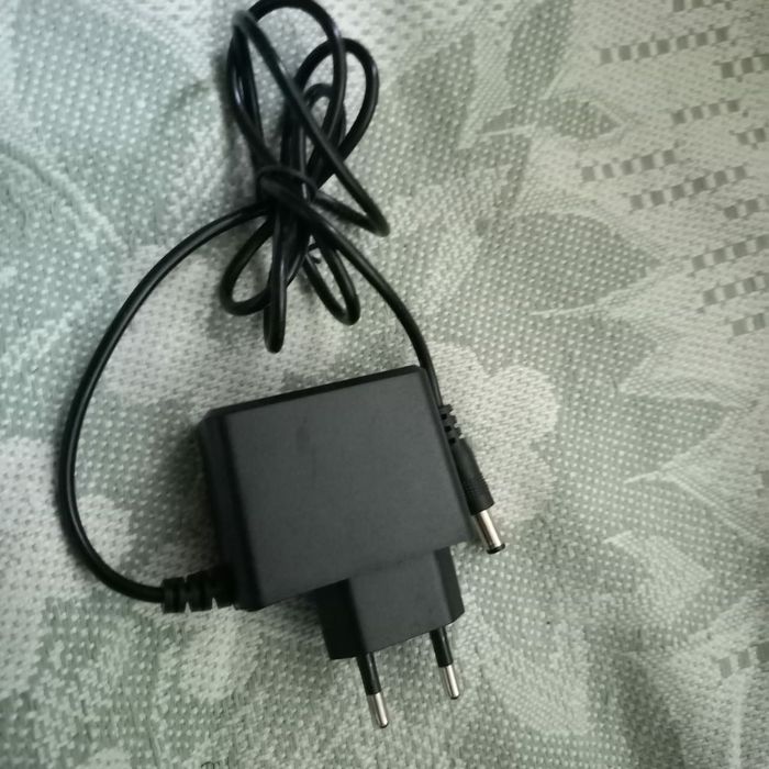 Продам Блок Питания на 12 Вольт на 1 Ампер