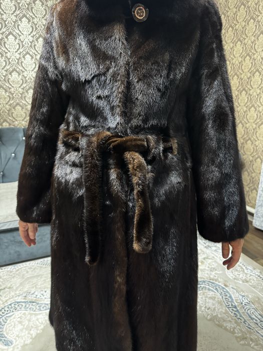 Женская норковая шуба