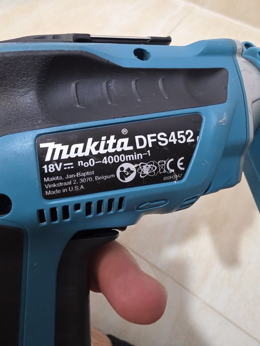 Masina de înșurubat autofiletanta Pentru rigips Makita DFS 452