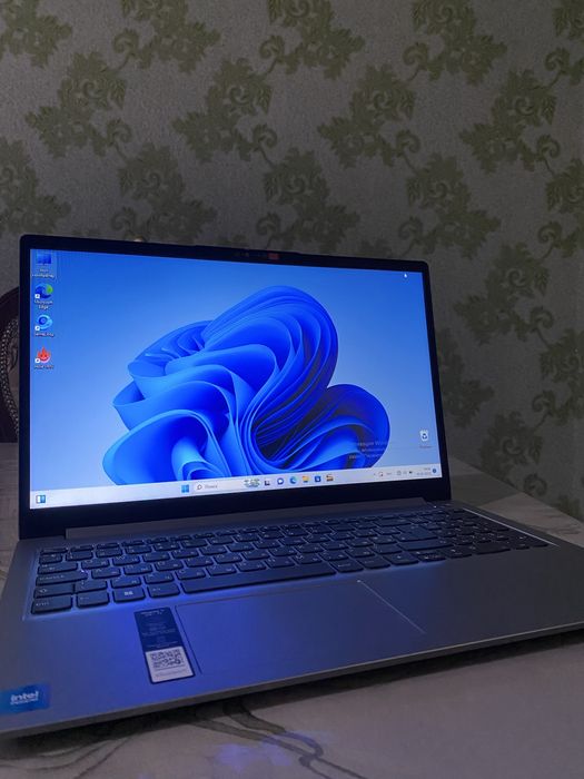 Lenova IdealPad 1 15IGL7