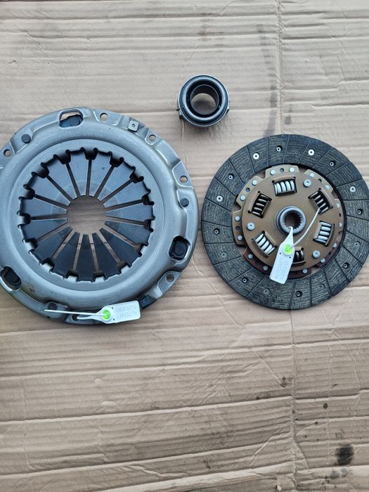 Kit ambreiaj Mitsubishi Lancer an 2007