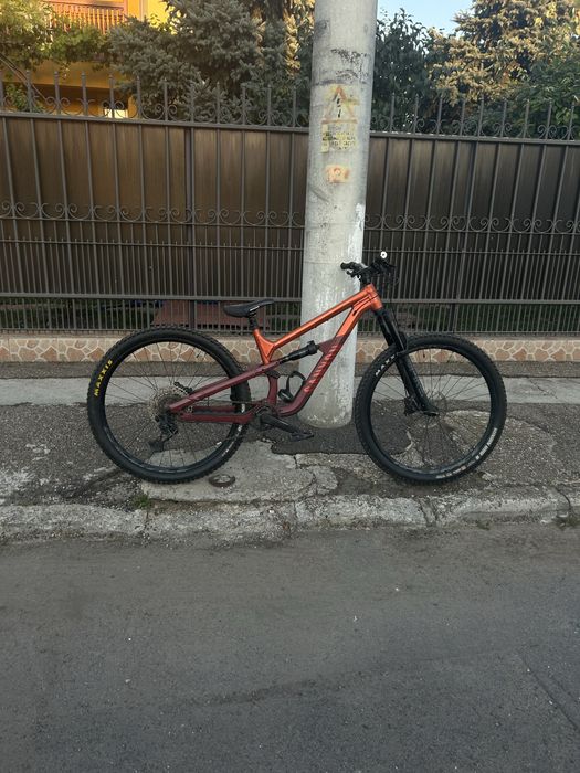Bicicleta full suspension Canyon Spectral