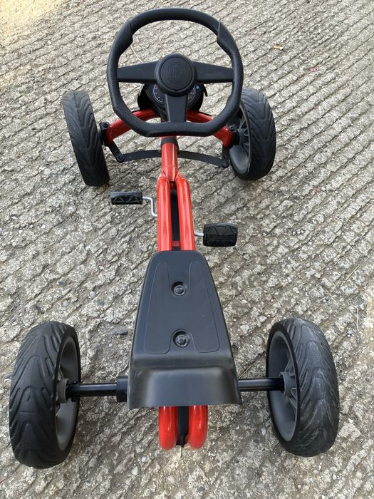 Детски картинг с педали Playtive