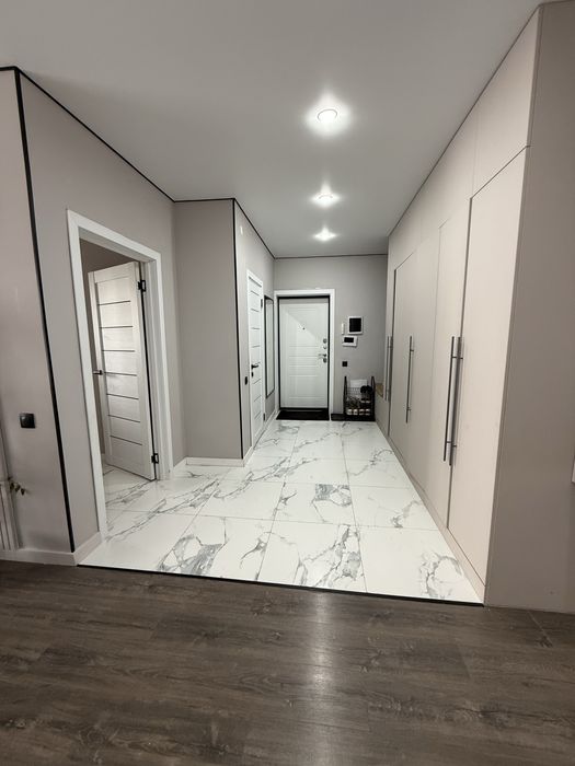 Продам квартиру 4х комнатную