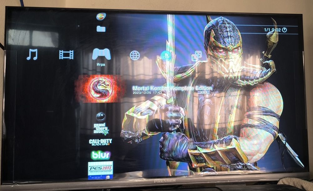 PS3 1TB sotiladi!