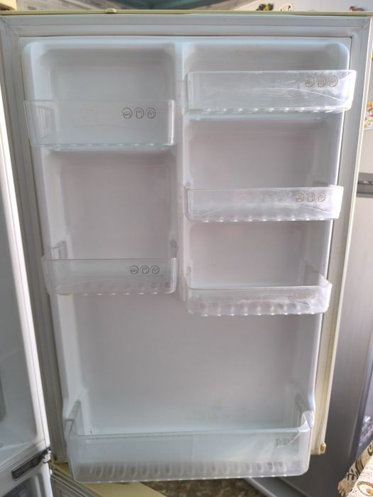 Продам холодильник LG