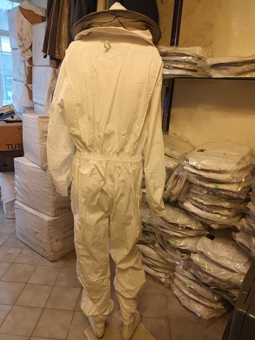 Продавам  печиларски костюми уакита и панталони