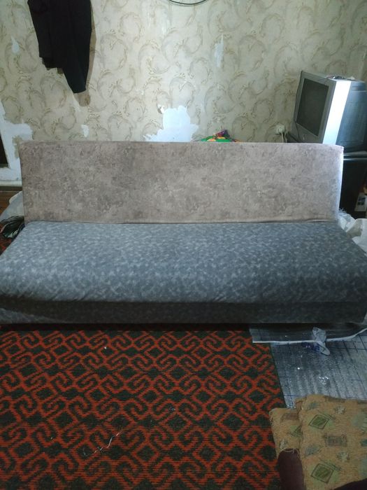 Srochni devvankreslo sotiladi