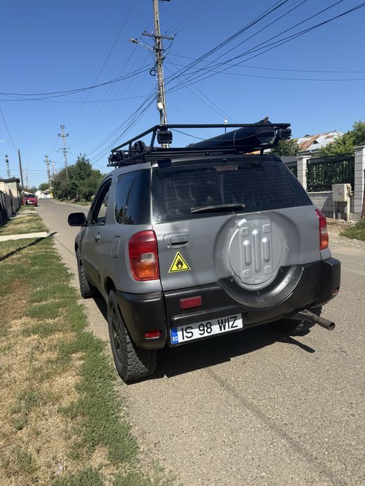 Toyota Rav4 offroad
