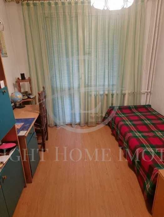 Продава се Двустаен апартамент в Пловдив, Изгрев - 64 кв.м за 1196 €/кв.м - Снимка #2