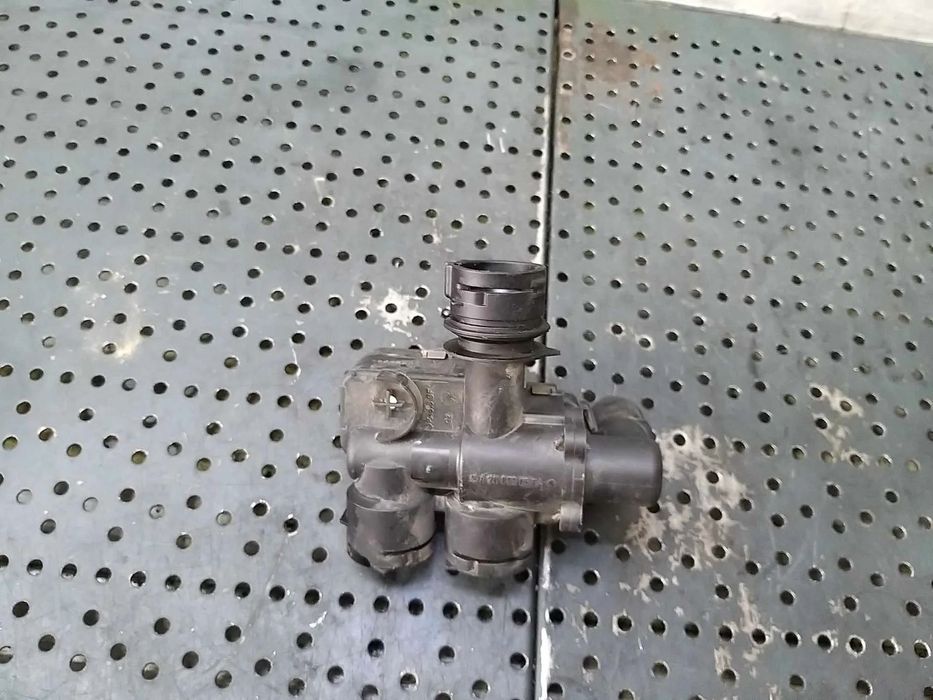 Preincalzitor apa 2.2 cdi mercedes e class w211 a2118320584 a2118200444