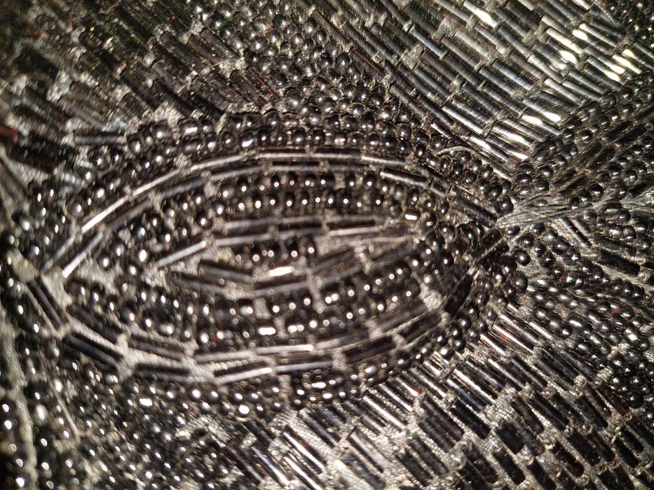 Poseta margele marunte negre