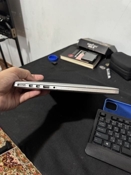 Macbook pro 13 8/256 sotiladi