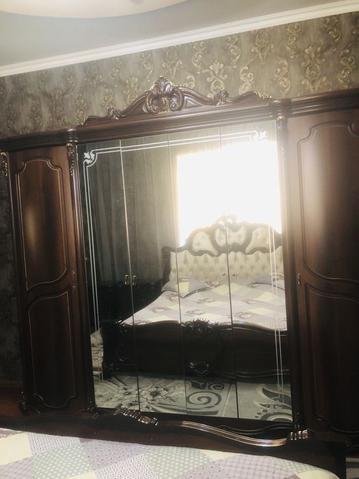 Спальный гарнитур